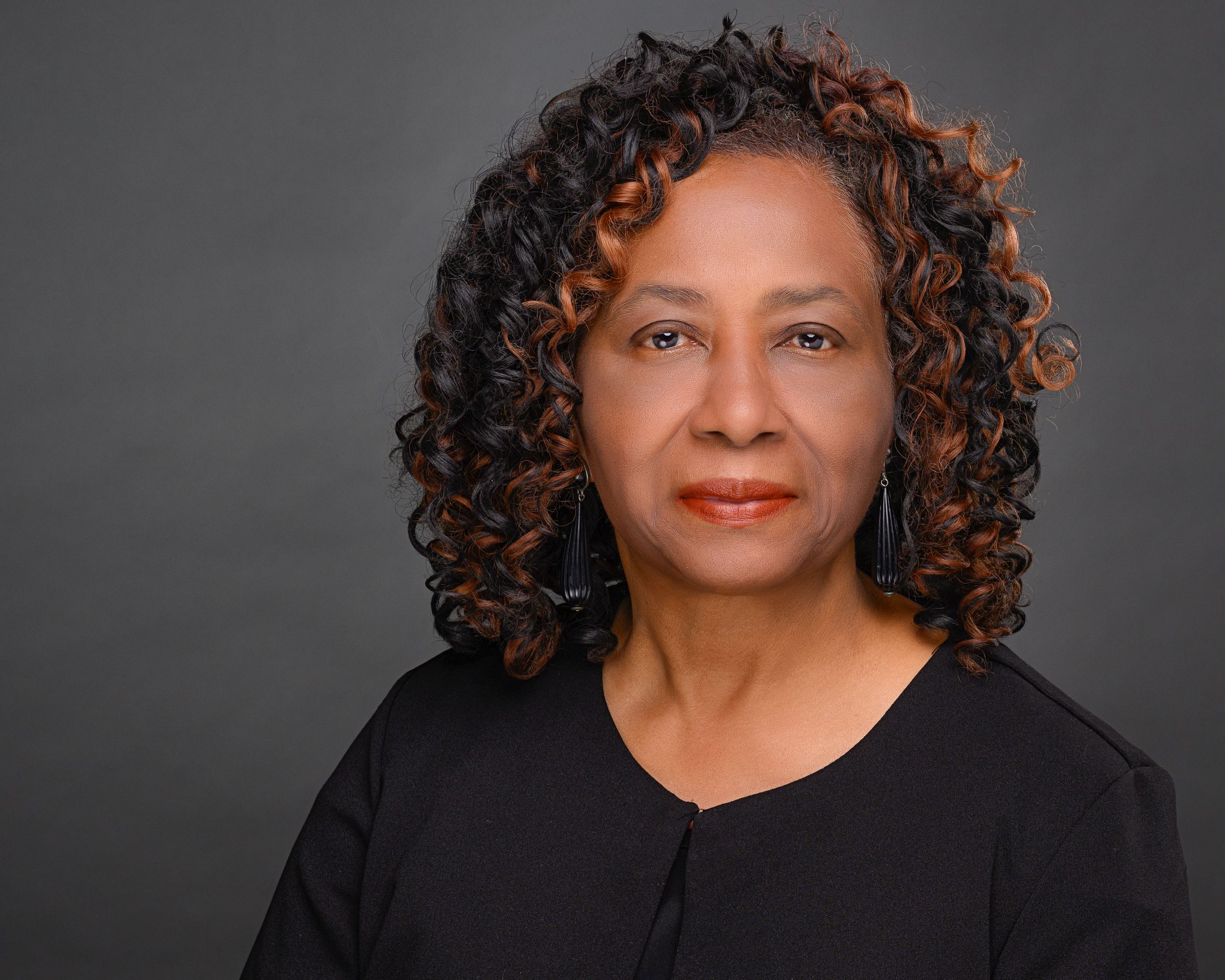 Ebron-bonner_Brenda_753-0192-Edit_(2)-2portrait_-Retouched