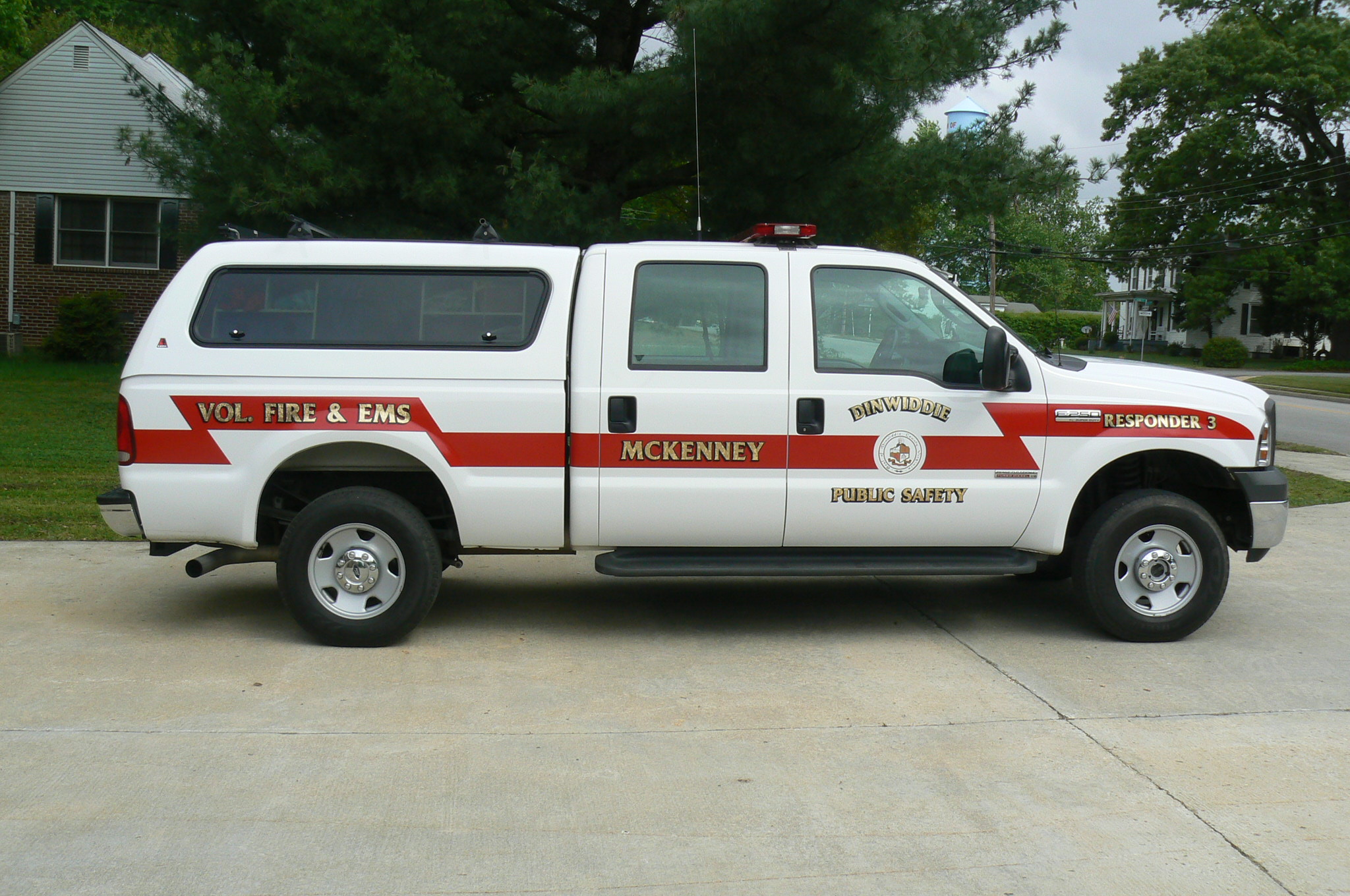 White responder truck with red accents